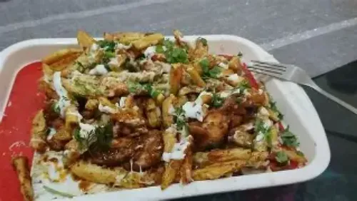 Tandoori Chessy Fries